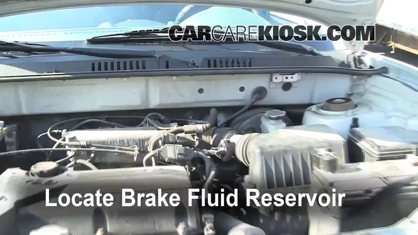 2001 Hyundai Santa Fe GL 2.4L 4 Cyl. Brake Fluid